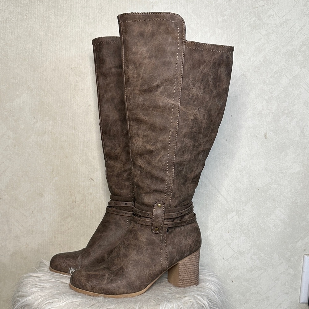 Mojo Moxy Brown Heeled Boots
